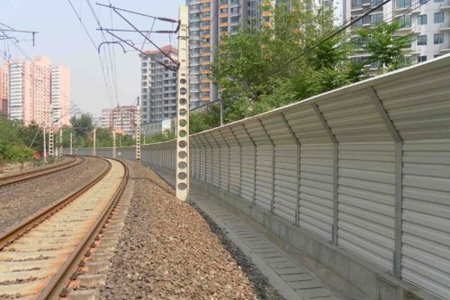 墻體隔音用什么材料好 吸音墻板的材料與施工工藝 吸音墻多少錢一平